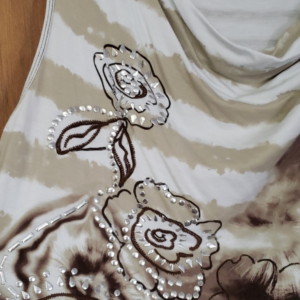 Tank top - Picture 2 of 4